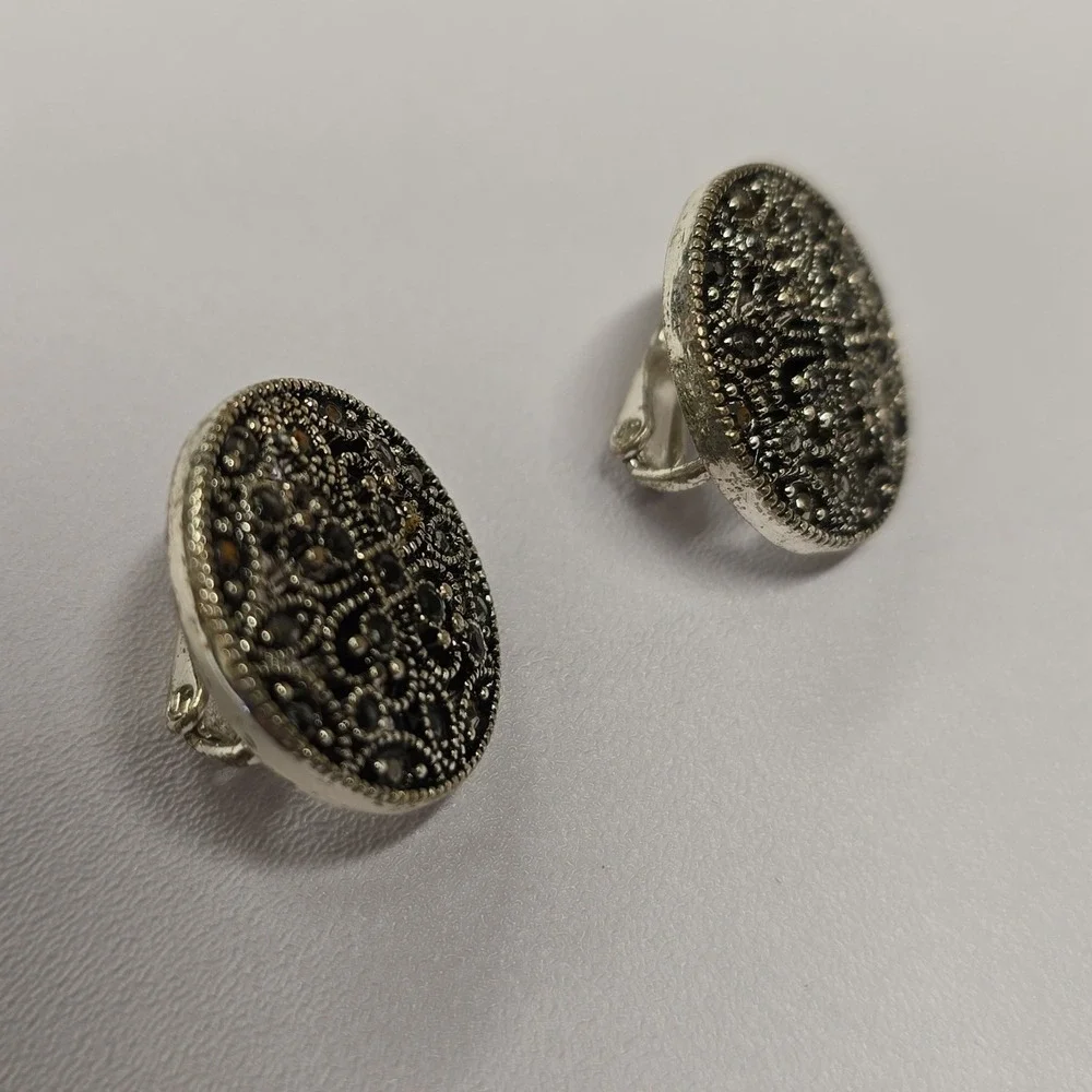 Vintage Round Filigree Marcasite‎ Clip On Earrings Silver Tone Art Deco Style